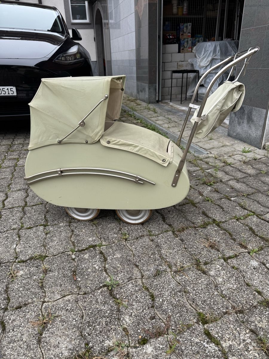 Wisa Gloria Voitures de poupées: Wisa Gloria Kinderwagen, Vintage – D'occasion à Oberbuchsiten par leo_nqq5 1