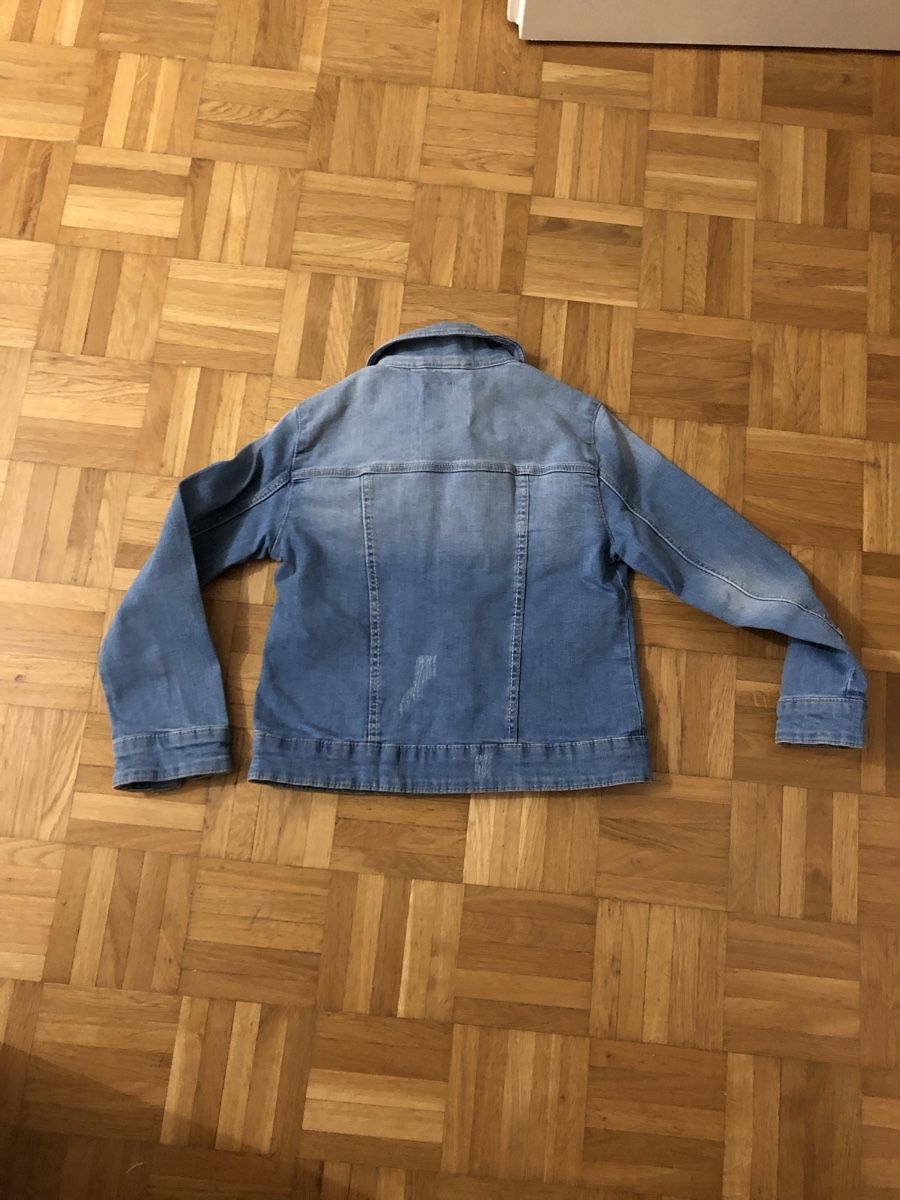 Pantaloni: Jeans Jacke Mädchen Größe 128 – Usato da Adliswil venduto da rossoelmare 3