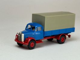 GB- Brekina Borgward Pritsche blau