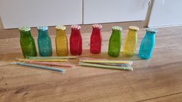 8 farbige Glasflaschen mit Deckel & Strohhalme, Sommer