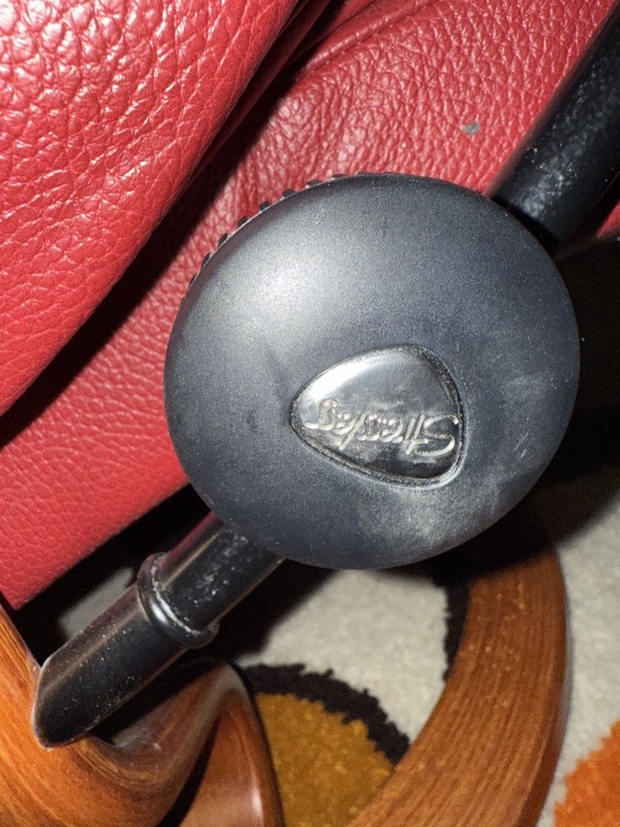 Stressless Fauteuils: Fauteuil + repose-pieds Stressless – D'occasion à Les Genevez JU par fabliane 5