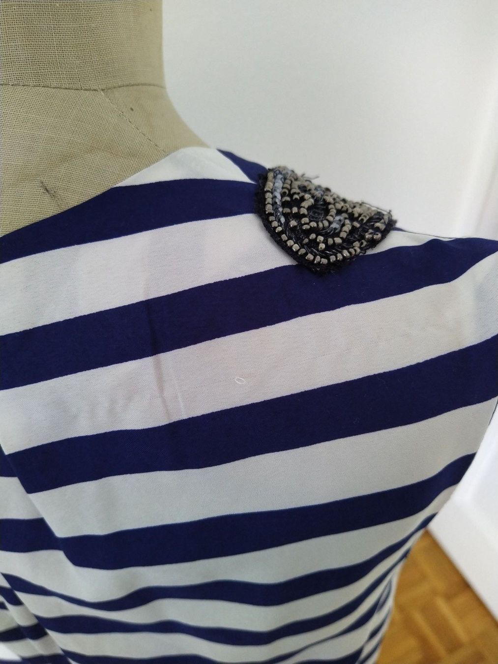 Camicette: Bluse 'dunkelblau/weiss' – Usato da Triesen venduto da stephanieschurti 3