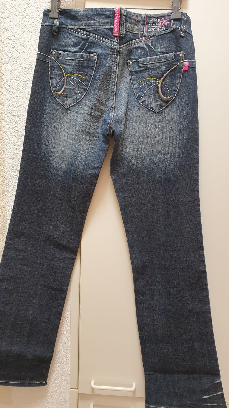 Jeans: JEANSHOSEN – Usato da Thun venduto da Vecgou 1