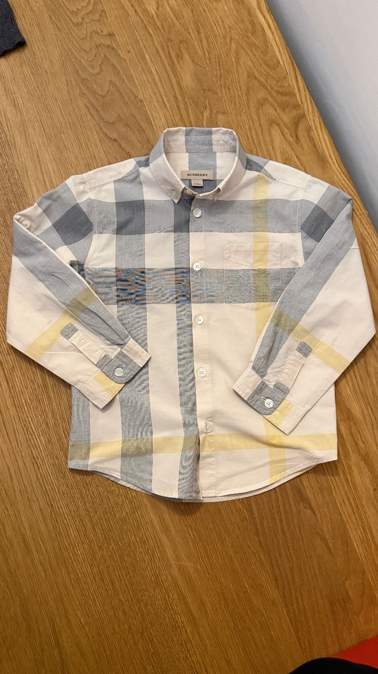 Burberry Lotti & Set di vestiti: Burberry klassisches SET Hemd Pullover Shirt elegant 4-6 J – Usato da Faulensee venduto da Liebes_Kind_2019 1