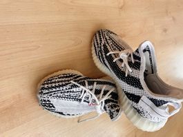 Adidas Yeezy Boost 350 V2 Zebra Grösse 37 gebraucht
