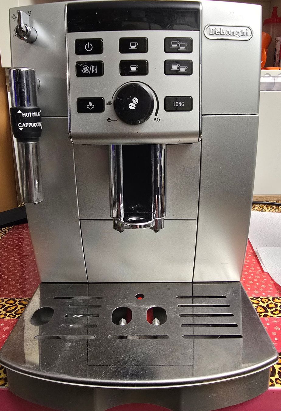 De'Longhi Macchine per caffè & Macchine per espresso: De Longhi ECAM 23.120.B Vollautomat – Usato da Reinach (AG) venduto da Luxag 3