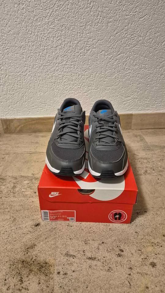 Nike Herrenschuhe: Basket Nike Air Max Excee – Neu und originalverpackt aus Châtel-St-Denis von vieri91187 2