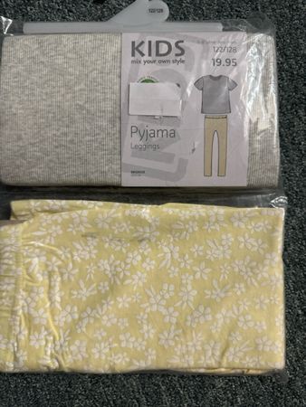 Pyjama Leggings Set Gr 122/128 NEU