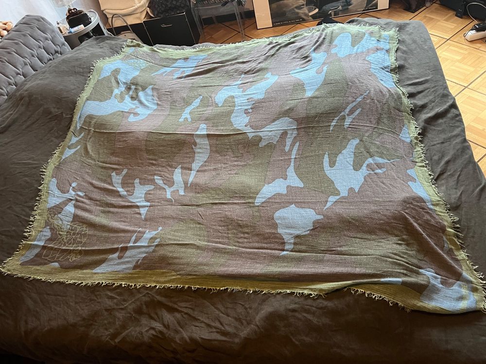 Foulard Zadig & Voltaire - Rose - Matière Polyester - Neuf (sans étiquette)