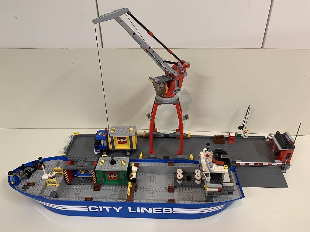 Lego Kit di costruzioni: LEGO CITY SET 7994 HAFEN – Usato da Zunzgen venduto da Viper79