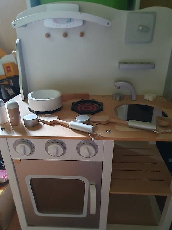 Spielzeuge: Kinderküche – Gebraucht aus Luzern von Reikigirl7 1