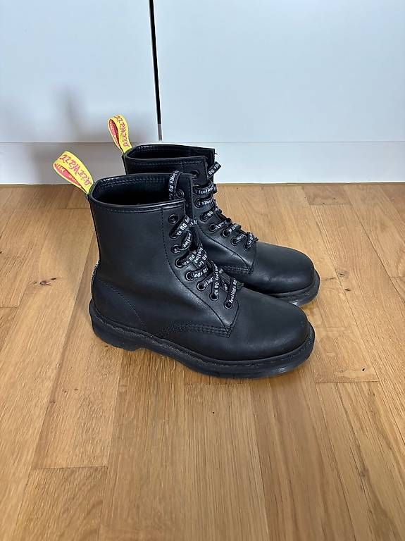 Herrenschuhe: Dr. Martens 1460 SXP – Gebraucht aus Zürich von 19n_2wrj 2