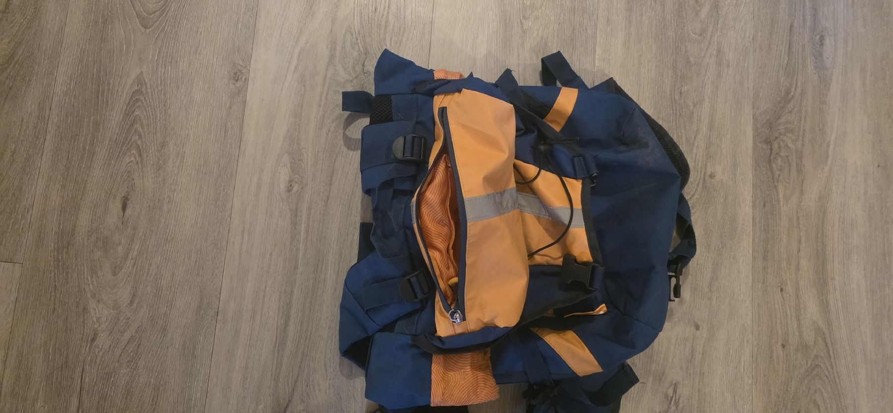Rucksäcke: praktischer Wanderrucksack ca. 25 Liter – Gebraucht aus Sumiswald von Andrealein92 1
