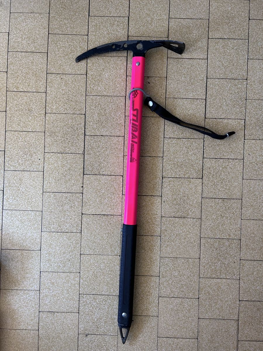 Kletterausrüstungen: Eispickel Stubai Pink Gebraucht – Gebraucht aus Zürich von ann_9fv5