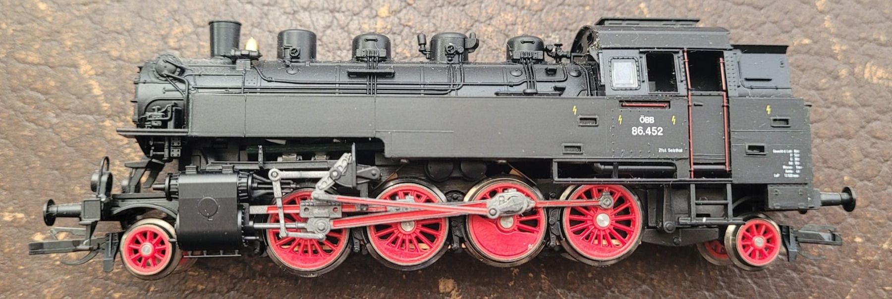 Tillig Modellini di ferrovie: Tenderlok Tillig BR 86-02174 TT – Usato da Perlen venduto da AhvidEvG