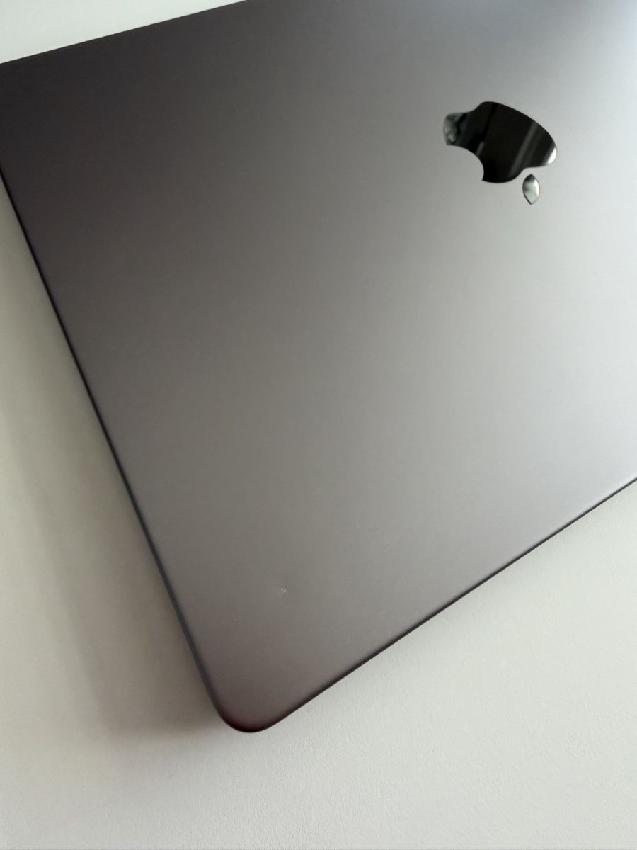 Apple Portables: MacBook Pro M1 Max 32GB 1TB – D'occasion à Altendorf par ma_am 5