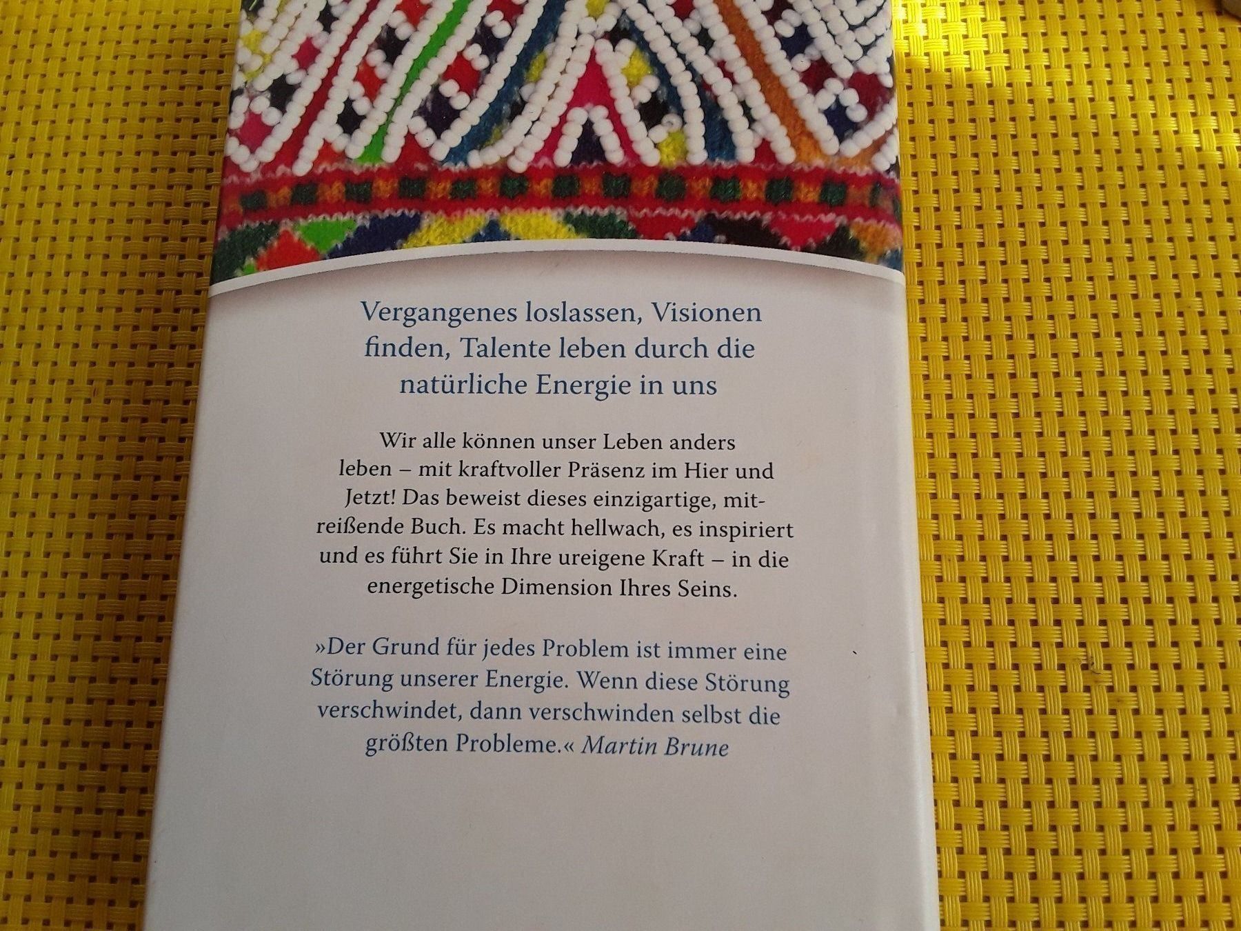 Bücher: Zum Glück ins JETZT ! – Gebraucht aus Rebstein von Buchsi03 1