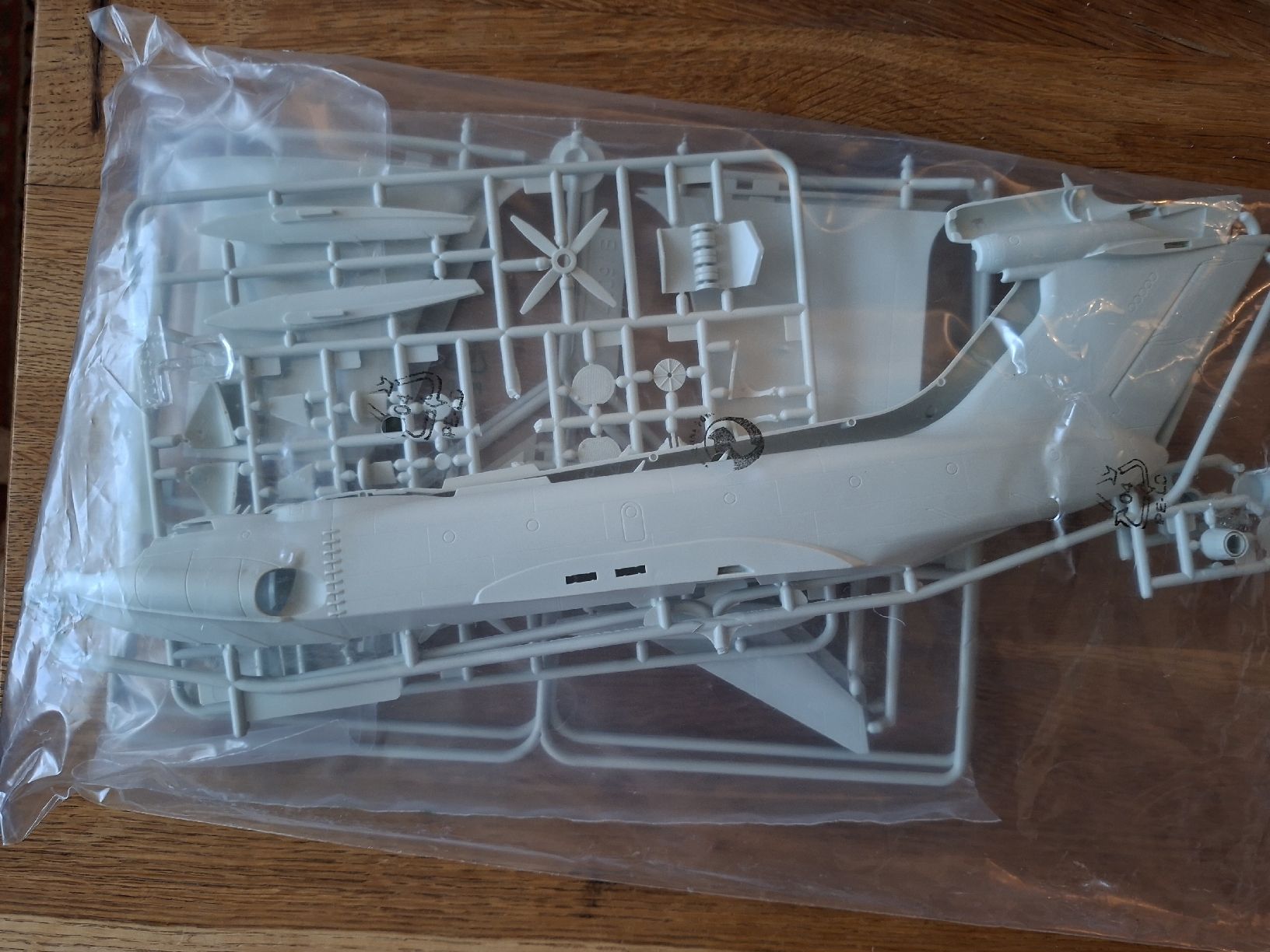 Revell Kit di modellismo & Modellini statici: Modellbausatz  – Nuovo (secondo la descrizione) da Winznau venduto da Jaguar_01 1