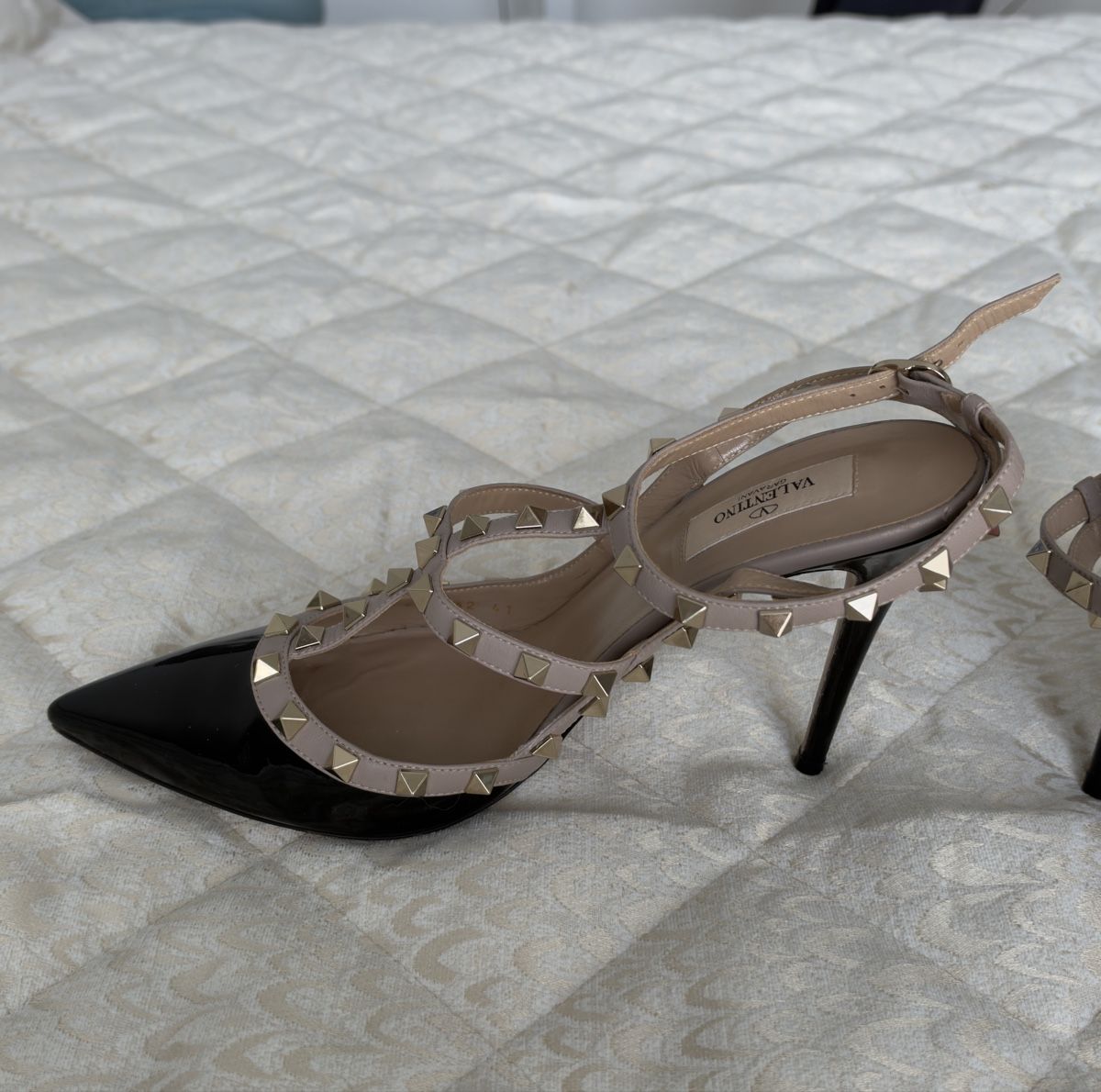 Valentino Scarpe da donna: Valentino Black Rockstud Pump 10cm heel – Usato da Immensee venduto da Alb_5t65 1
