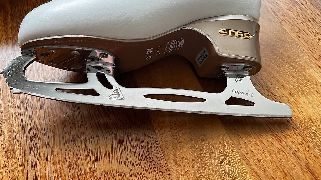 Pattini da ghiaccio: Edea Chorus 230C mit Ultima Legacy Kufe – Usato da Unterentfelden venduto da jenny-falco 2