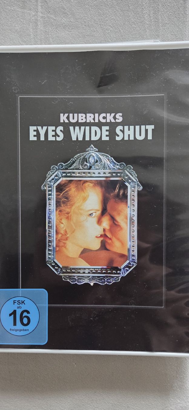 Tutti i DVDs: Eyes Wide Shut – Usato da Zetzwil venduto da Rose050