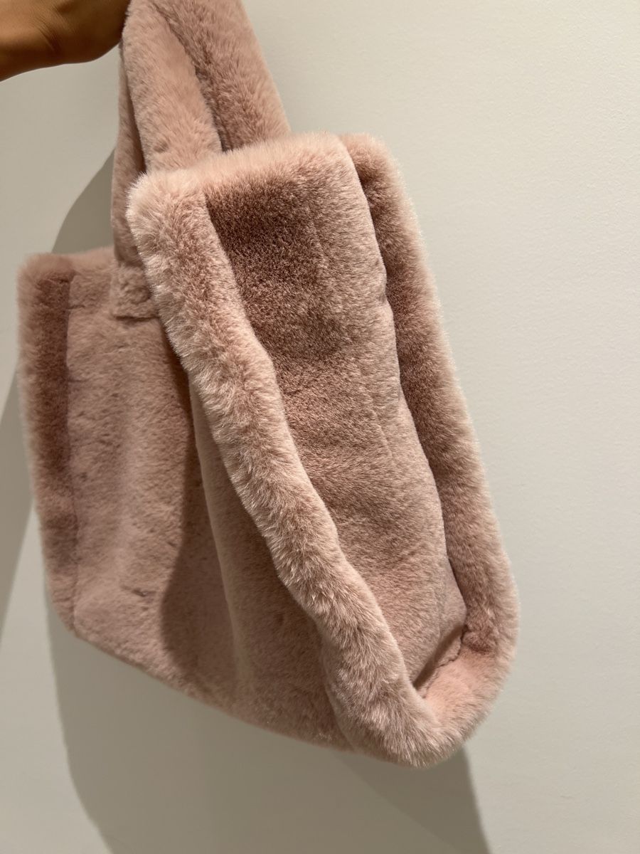 Taschen für Damen: Stand Studio Rosa Plüsch Tasche – Gebraucht aus Stäfa von CarolinaC. 2