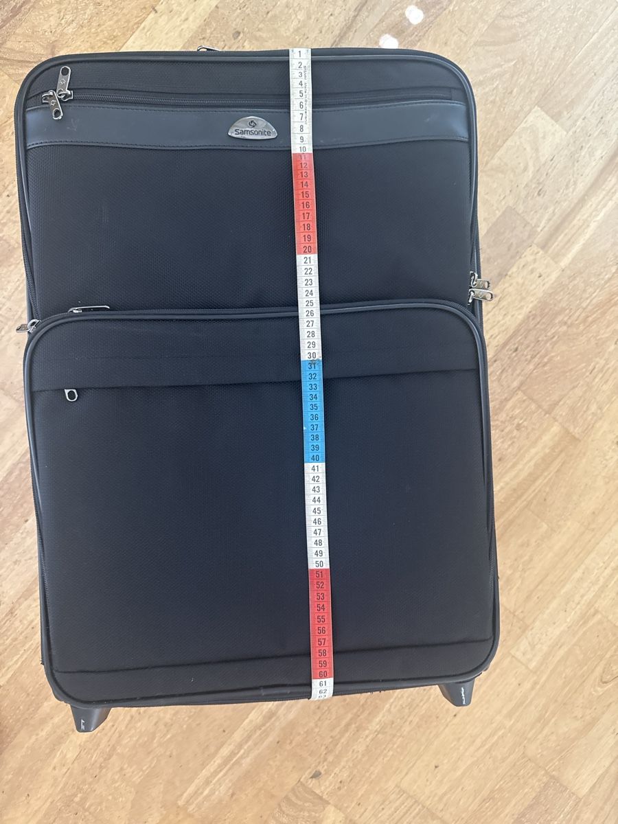 Samsonite Valigie: Rollkoffer Samsonite schwarz – Usato da Gibswil venduto da spongii 1