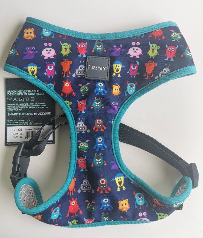 Collier et laisse: FuzzYard Geschirr XL "Bed Bugs" – Neuf avec emballage d'origine à Dänikon ZH par Beldiwuffi