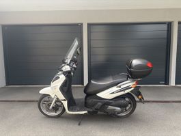 Vengo (Tell) Logik 125 mit Top Case