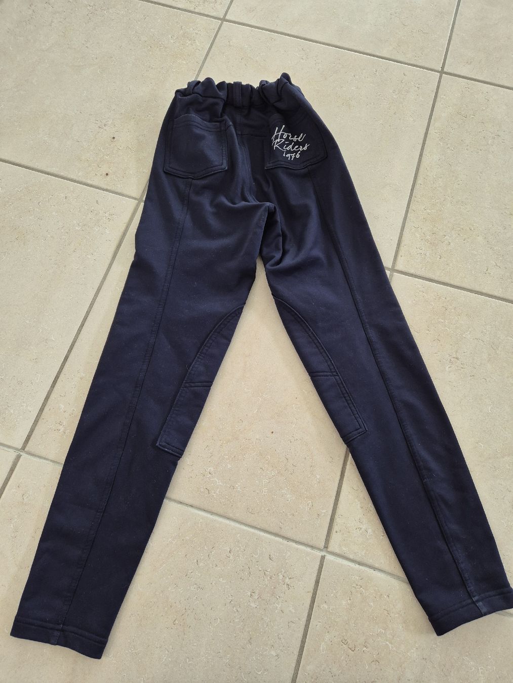 Decathlon Pantaloni: Fouganza Navy Reithose Grösse 134 – Usato da Adliswil venduto da Stardust11 4