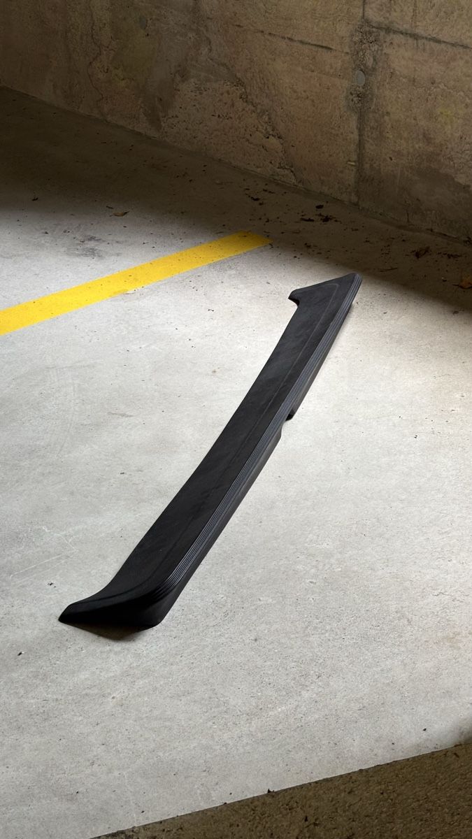 BMW Autres accessoires p. véhicule: E28 Gfk M-Spoiler – D'occasion à Hünenberg See par lvkashy