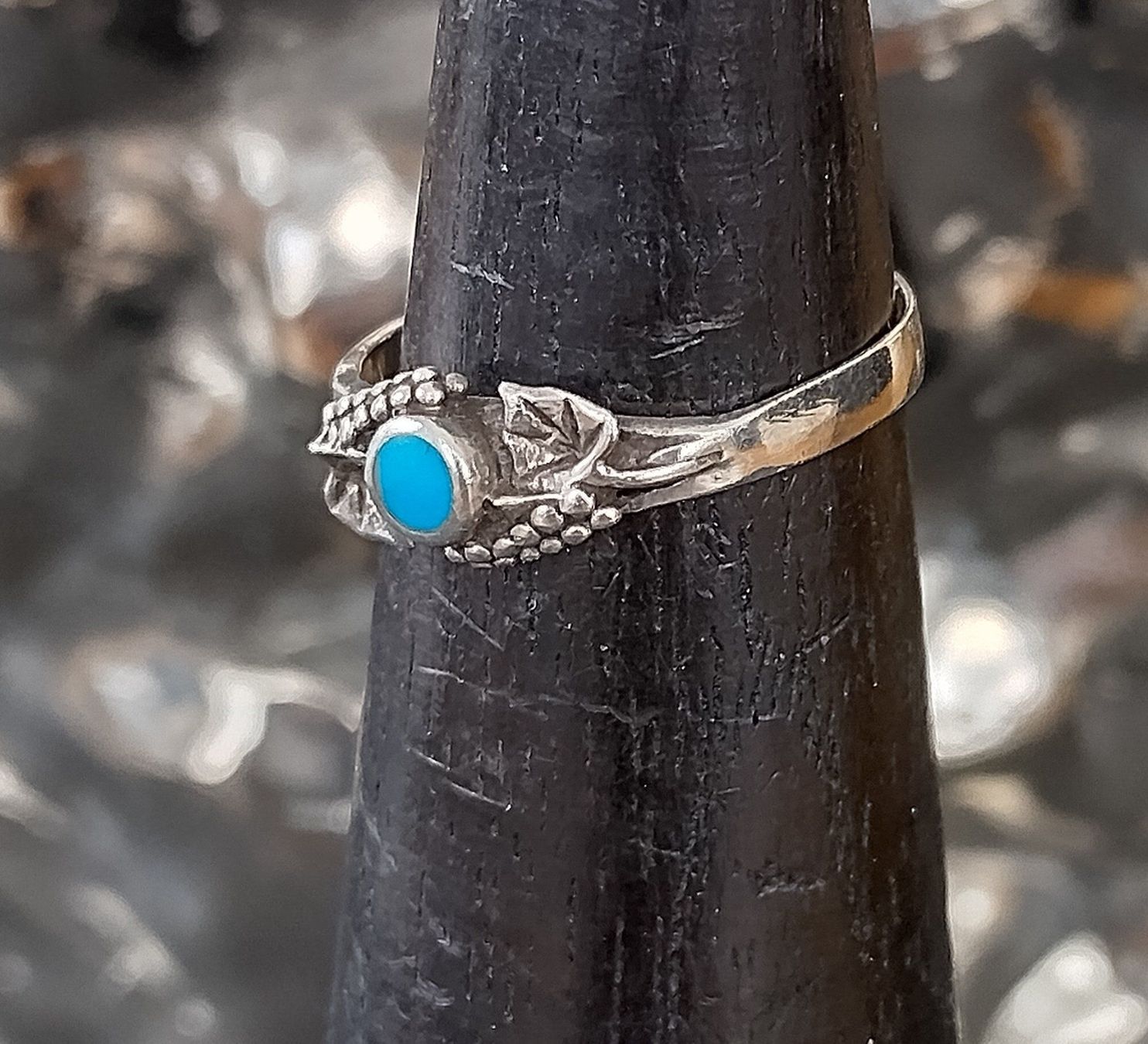 Anelli: RING SILBER 925 MIT TÜRKIS UND REBEN – Usato da Romanshorn venduto da Glitzer-Paradies 3