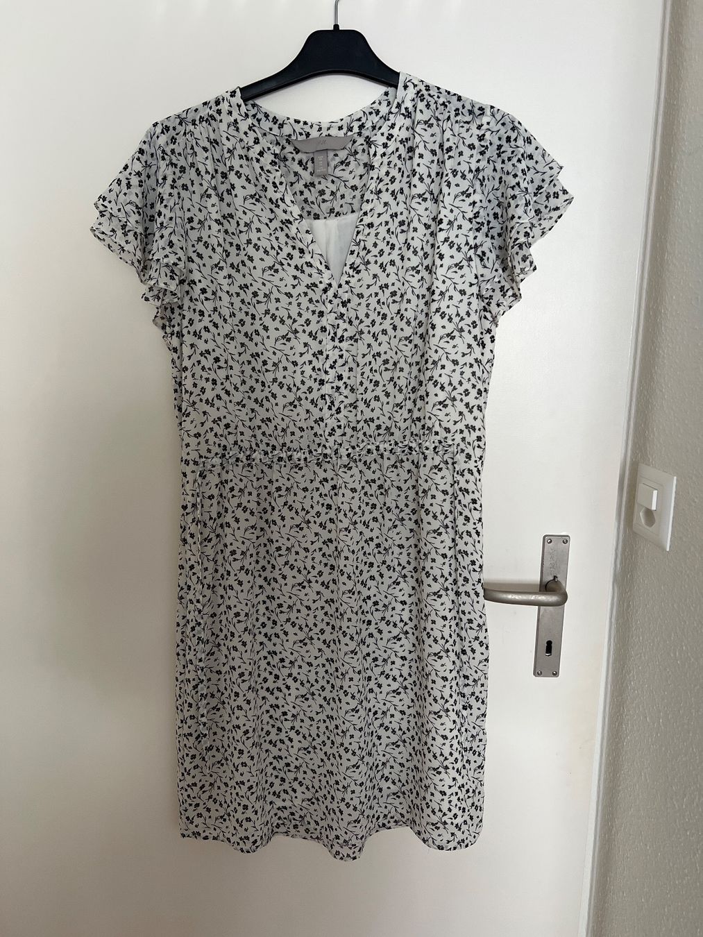 H&M Vestiti: Kleid H&M EUR 40 – Usato da Horgen venduto da linuxrp