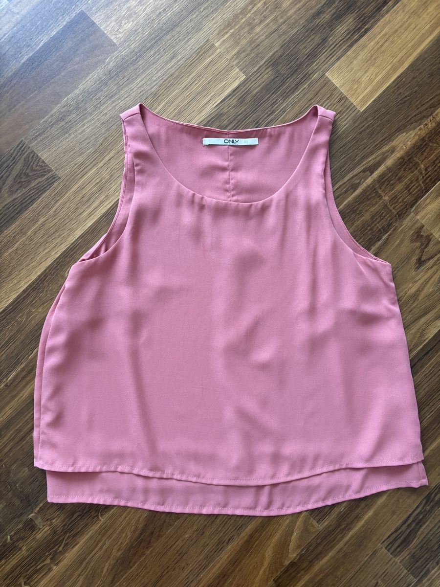Only Tops: Top Only Gr. 34 - Top Zustand – Gebraucht aus Zürich von FedeSara