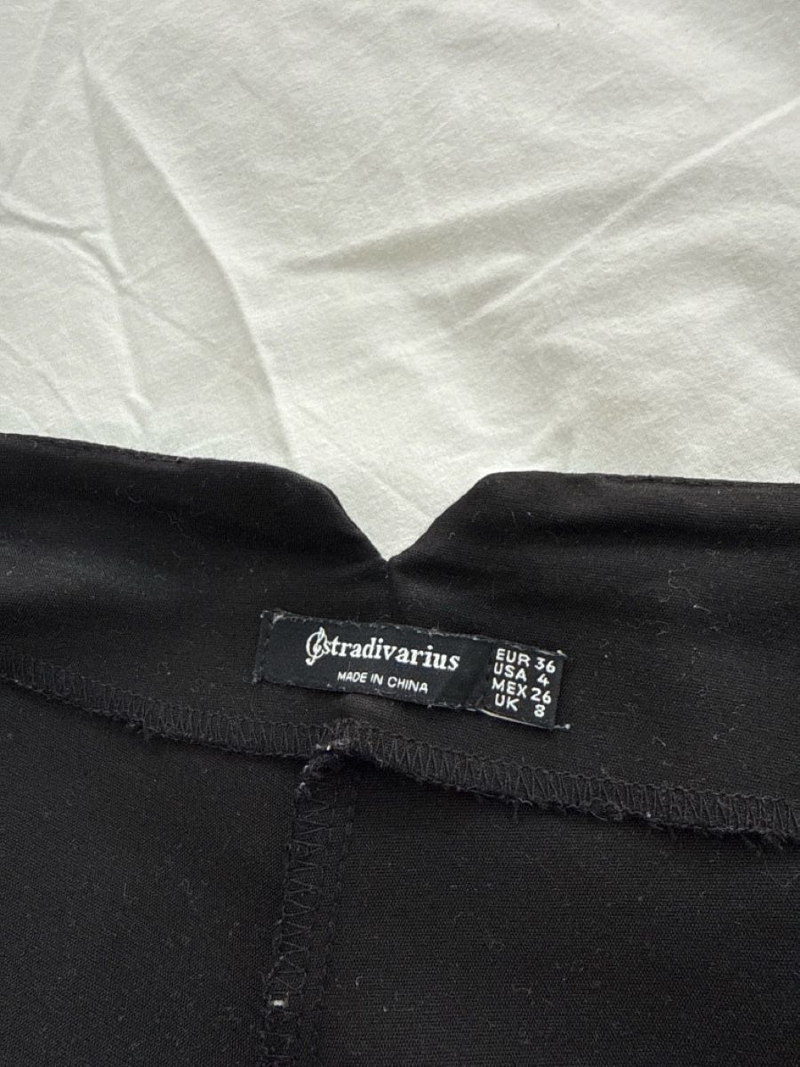 Stradivarius Pantalons: Shorts – D'occasion à Nebikon par Preloved_bykelly 2