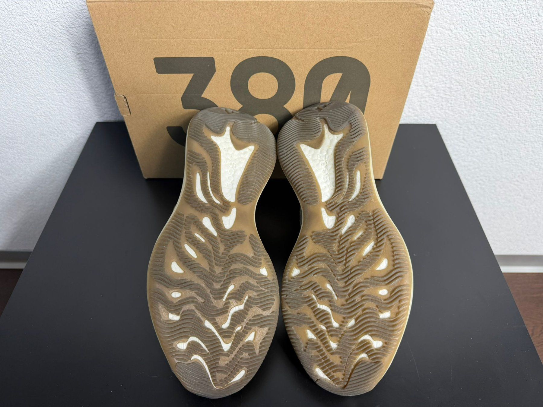 Scarpe da uomo: Adidas Yeezy Boost 380 Mist – Usato da Lyss venduto da Prodified23 3