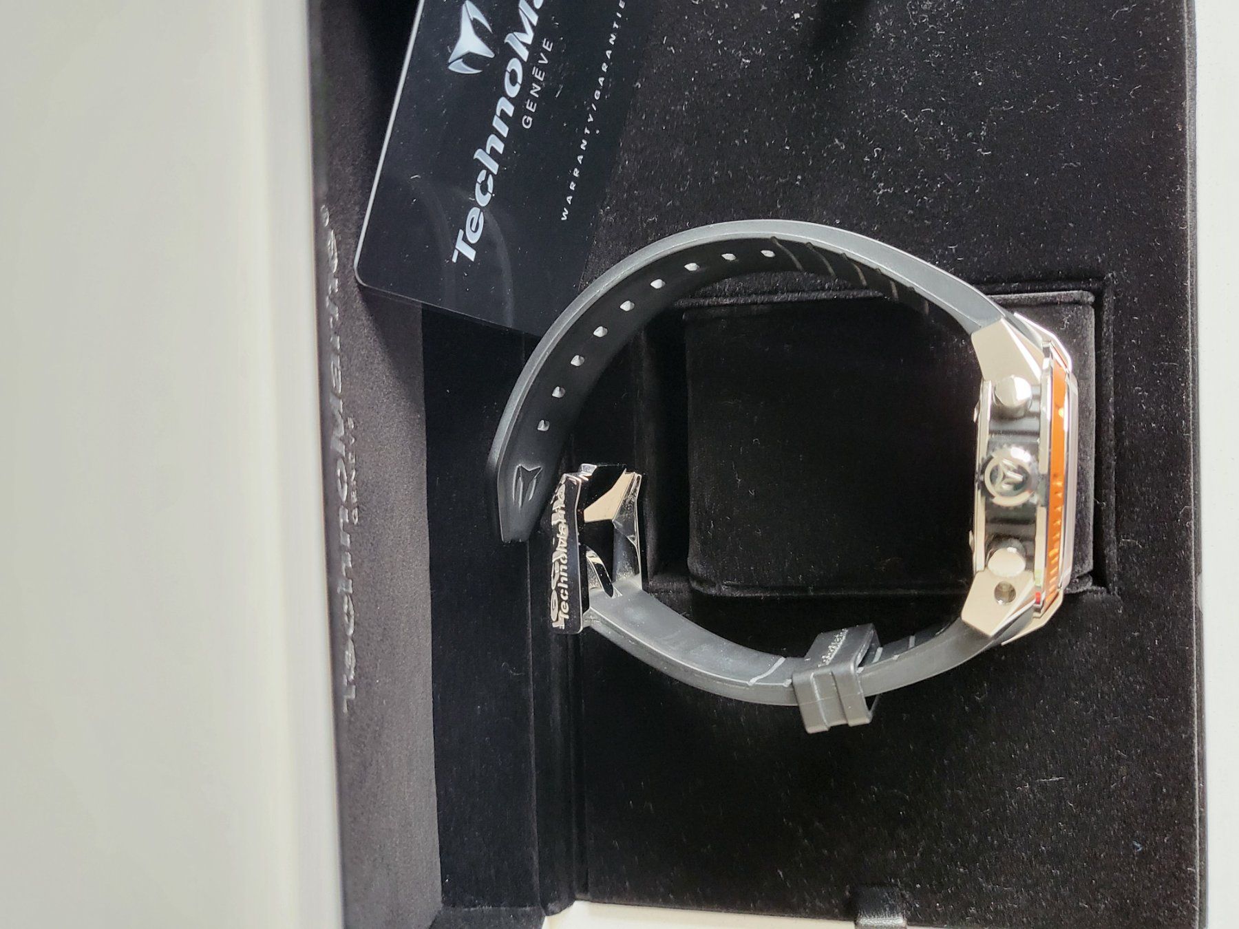 Uhren: Technomarine UF6 Uhr Full Set – Gebraucht aus Endingen von rob_6dnc 4