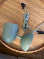 Hübsche, hellgrüne Wandlampe neu