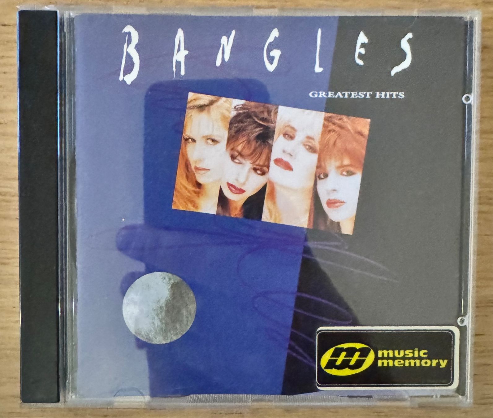 CDs: The Bangles – Gebraucht aus Lausanne von davzic