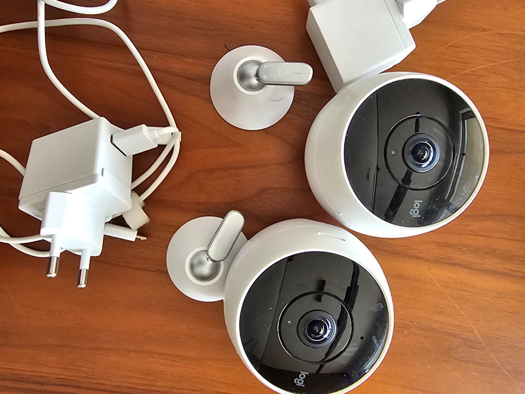 Kamera: Logitech Circle 2 Kameras 2 Stk. – Gebraucht aus Kloten von Symba1 1