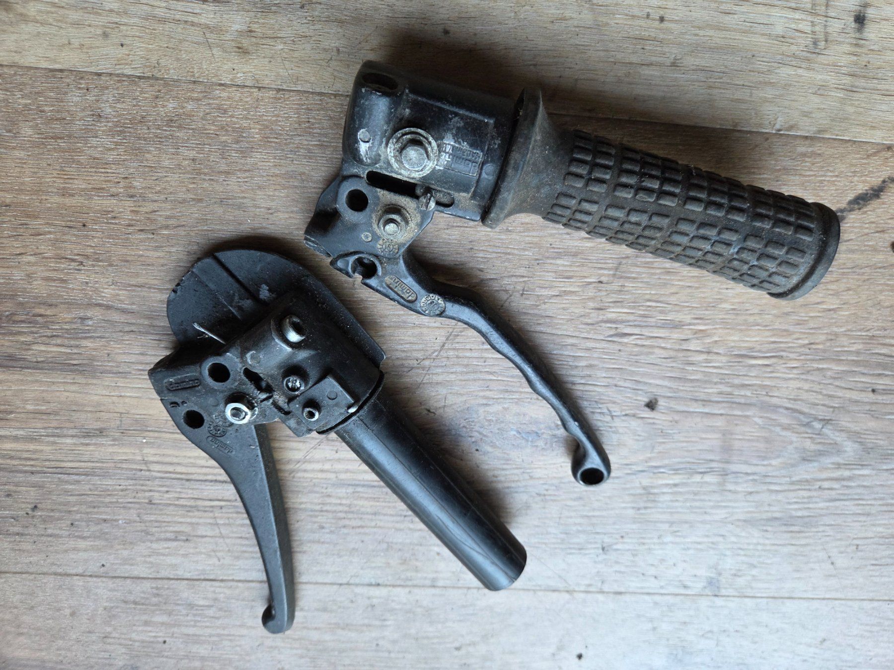 Puch Mofas: Originale Gas-Griff Domino – Gebraucht aus frümsen von Sailem 1