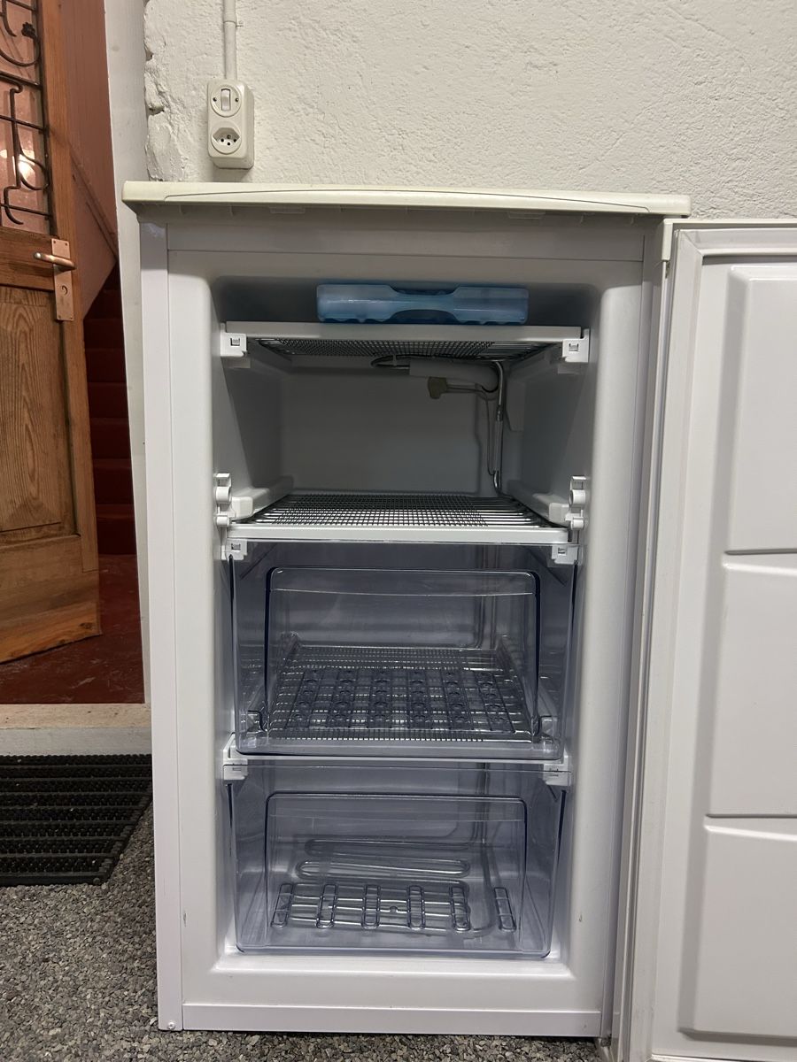 Gefrierschrank: Gefrierschrank Durabase Weiss  – Gebraucht aus Wettingen von mar_l9t2 1