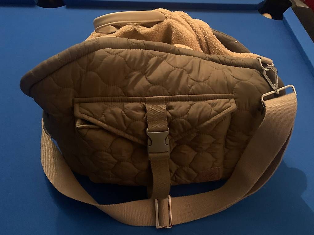Borse: Kuschelige Hundetasche neuwertig – Usato da Tenniken venduto da casino05