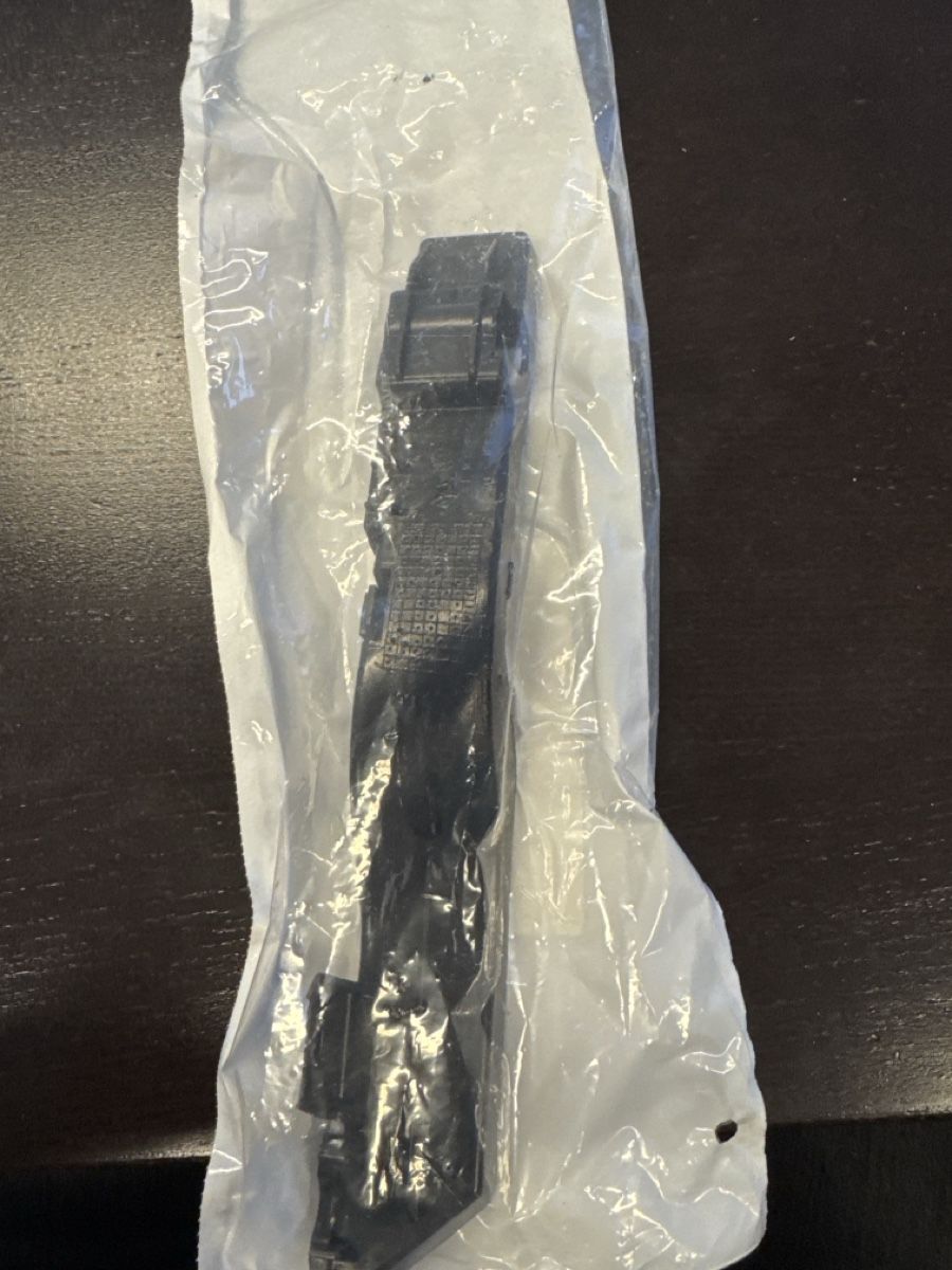 Jeep Tutti pezzi di ricambio auto: Halter K05178411AD – Nuovo e nell'imballaggio originale da Zürich venduto da but_2gsm 1