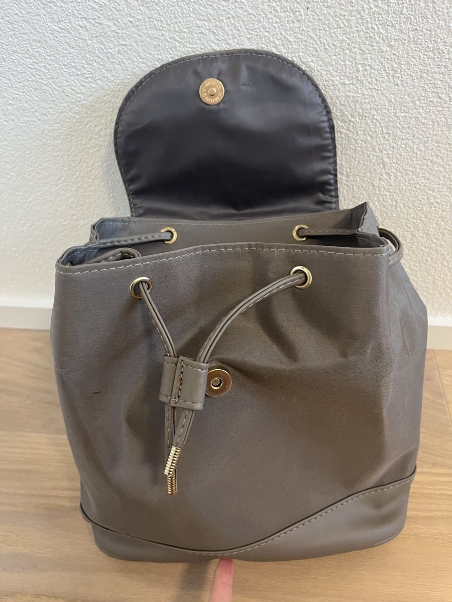 Zaini: Rucksack, Portmonee und Tuch – Nuovo (secondo la descrizione) da Weesen venduto da mad_q9gh 2