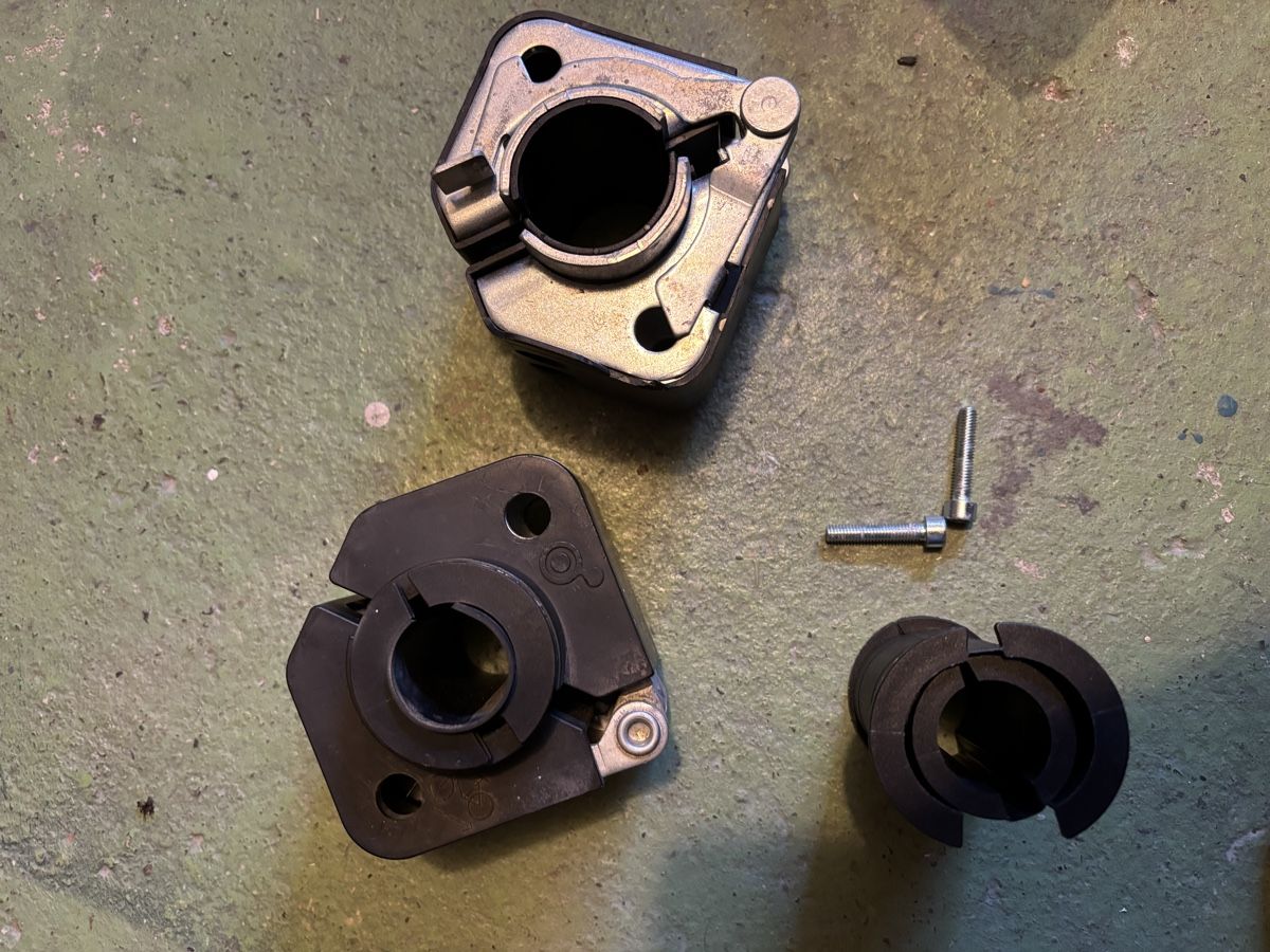 Pezzi di ricambio: Britax Römer Velokindersitz – Usato da Schaffhausen venduto da CarlaC02 4