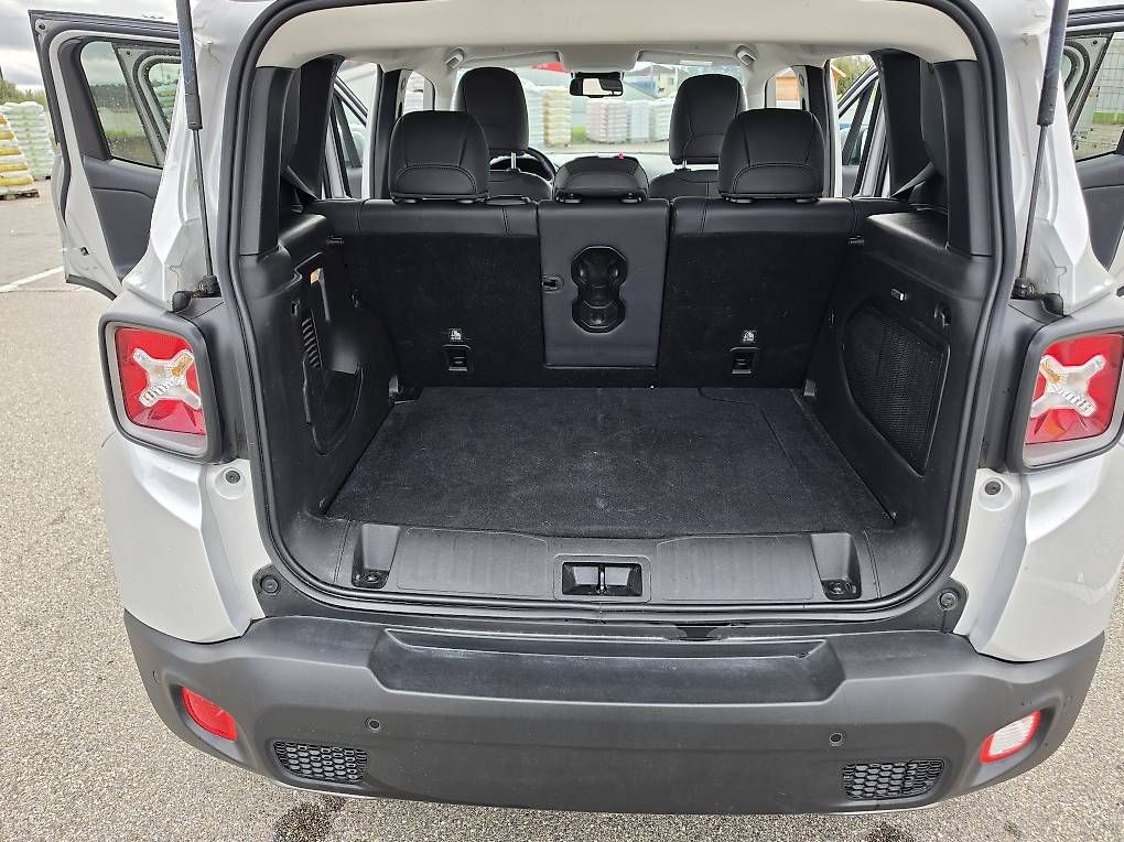 Autos: Jeep Renegate 1.3 Limited 4xe – Gebraucht aus Flawil von man_sk9x 2