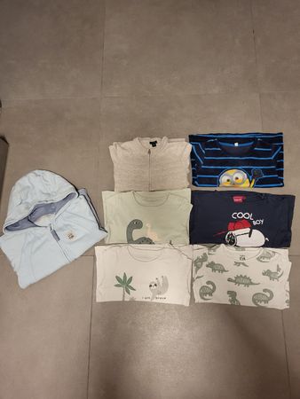 Kleiderpaket für Jungs Gr. 98 (7-teilig)