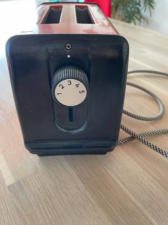 Küchengeräte: Funktionstüchtiger Retro Toaster – Gebraucht aus Arboldswil von son_h59c 1