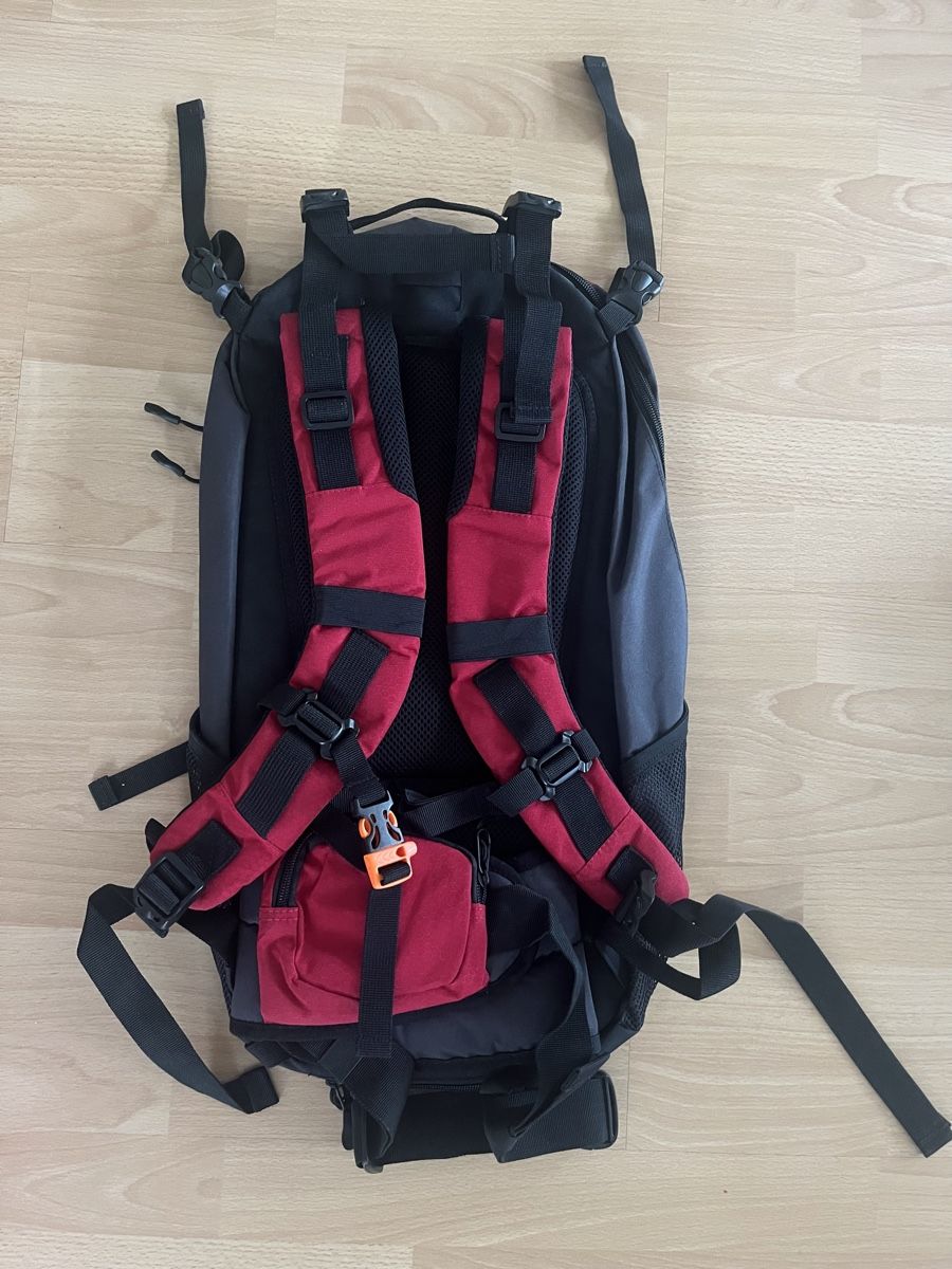Sacs à dos: Rucksack – Neuf avec emballage d'origine à Bern par ela_hz6w 1